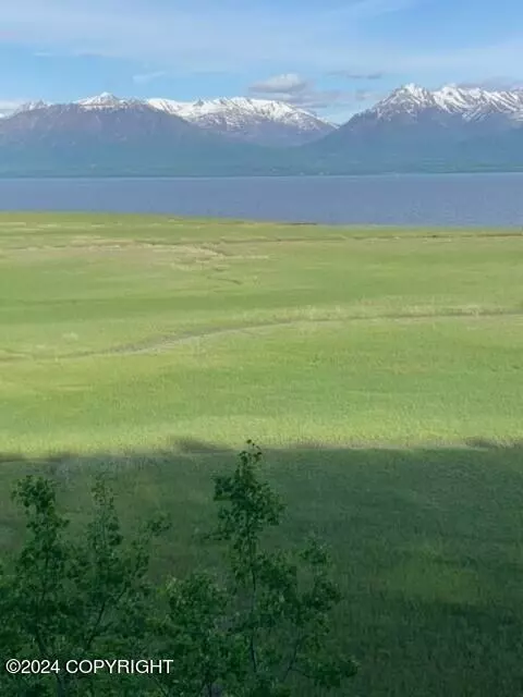 9334 W Robert Rd, Wasilla, AK 99623