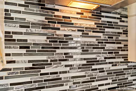 Kitchen - 3285 Morgan Loop, Anchorage, AK 99516 photo 4 of 6