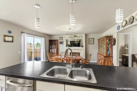 Kitchen - 3285 Morgan Loop, Anchorage, AK 99516 photo 3 of 6