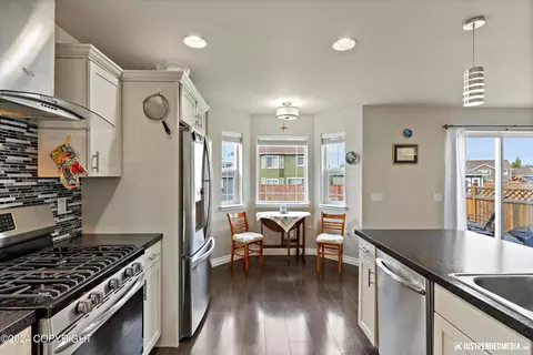 Kitchen - 3285 Morgan Loop, Anchorage, AK 99516 photo 6 of 6