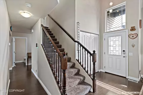 Entry Way - 3285 Morgan Loop, Anchorage, AK 99516 photo 2 of 4