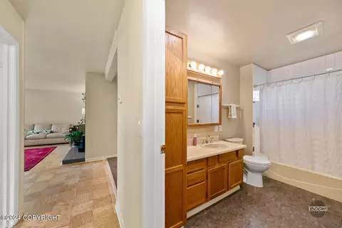 Bath - 1227 E 27th Ave, Anchorage, AK 99508 photo 3 of 3