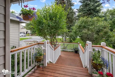 Exterior - 4822 Hunter Dr, Anchorage, AK 99502 photo 16 of 20