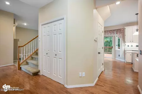 Entry Way - 4822 Hunter Dr, Anchorage, AK 99502 photo 3 of 3