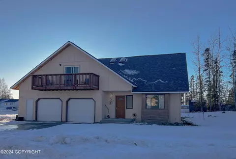 157 N Brentwood St, Soldotna, AK 99669