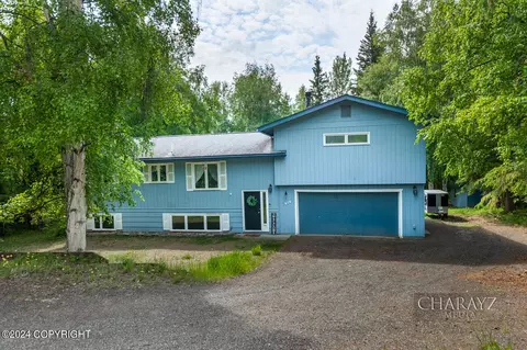 515 Panorama Dr, Fairbanks, AK 99712