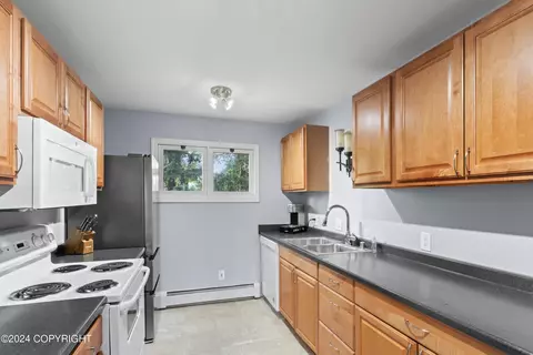 3706 Oregon Dr, Anchorage, AK 99517 photo 8