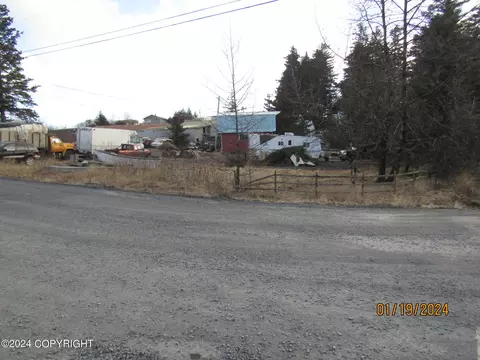 3026 Melnitsa Ln, Kodiak, AK 99615