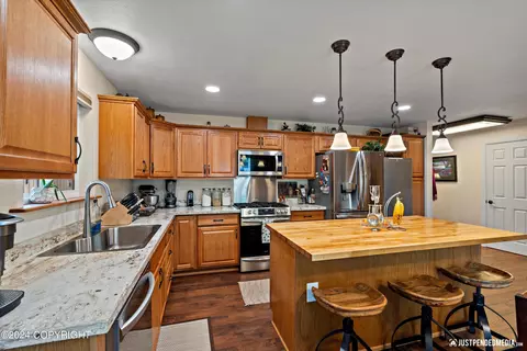 1411 Wolverine St, Anchorage, AK 99504 photo 11