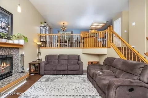 Living - 19732 Samalga Cir, Eagle River, AK 99577 photo 2 of 5