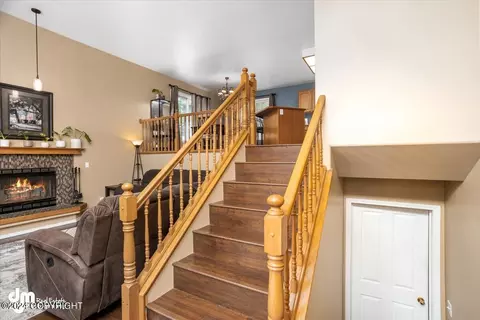 Entry Way - 19732 Samalga Cir, Eagle River, AK 99577 photo 2 of 5
