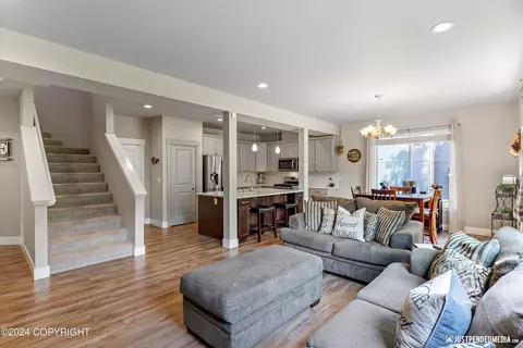 13529 Charmley Cir, Eagle River, AK 99577 photo 8