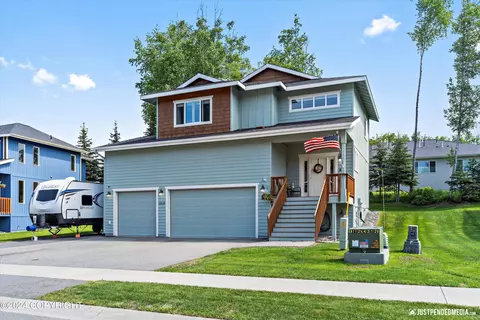 13529 Charmley Cir, Eagle River, AK 99577 photo 2