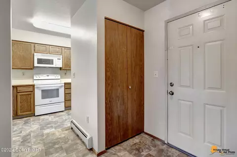 Entry Way - 1859 E Tudor Rd # C-304, Anchorage, AK 99507 photo 3 of 5