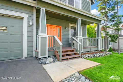 Exterior - 16188 Rosenburg Cir, Eagle River, AK 99577 photo 5 of 17