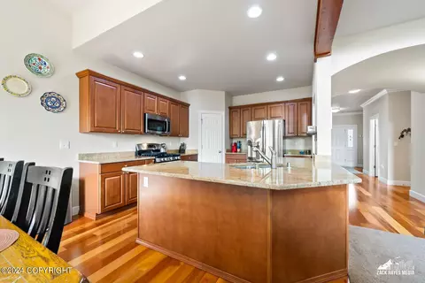 Kitchen - 16188 Rosenburg Cir, Eagle River, AK 99577 photo 1 of 10