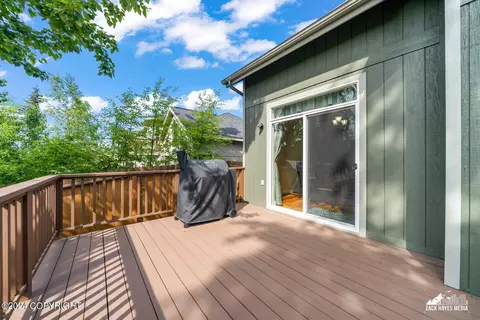 Exterior - 16188 Rosenburg Cir, Eagle River, AK 99577 photo 10 of 17