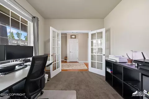 Entry Way - 16188 Rosenburg Cir, Eagle River, AK 99577 photo 4 of 8