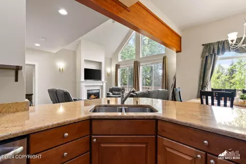 Kitchen - 16188 Rosenburg Cir, Eagle River, AK 99577 photo 5 of 10