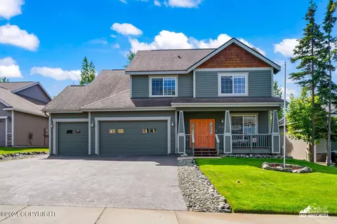 Exterior - 16188 Rosenburg Cir, Eagle River, AK 99577 photo 3 of 17