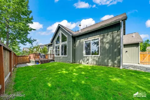 Exterior - 16188 Rosenburg Cir, Eagle River, AK 99577 photo 14 of 17