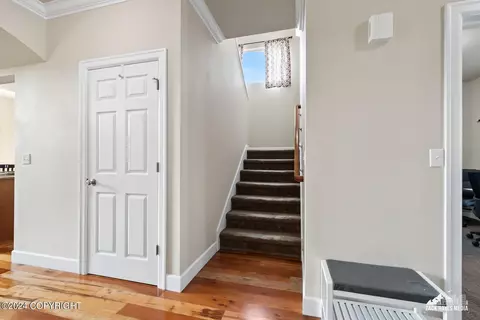 Entry Way - 16188 Rosenburg Cir, Eagle River, AK 99577 photo 5 of 8