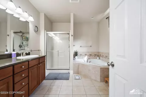 Bath - 16188 Rosenburg Cir, Eagle River, AK 99577 photo 1 of 5