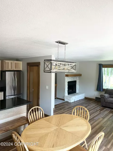 Dining - 9400 Stuart Cir, Eagle River, AK 99577 photo 3 of 4