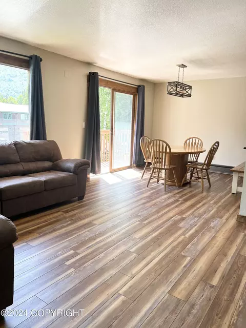 Dining - 9400 Stuart Cir, Eagle River, AK 99577 photo 4 of 4