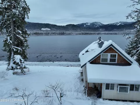 26 Halvoy Ln, Petersburg, AK 99833