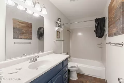 Bath - 1642 Cara Loop, Anchorage, AK 99515 photo 3 of 6