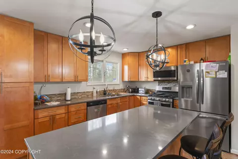 1642 Cara Loop, Anchorage, AK 99515