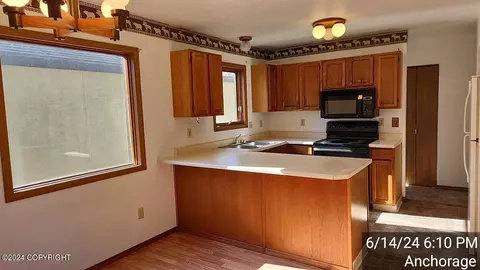 7700 Chaimi Loop, Anchorage, AK 99504 photo 12