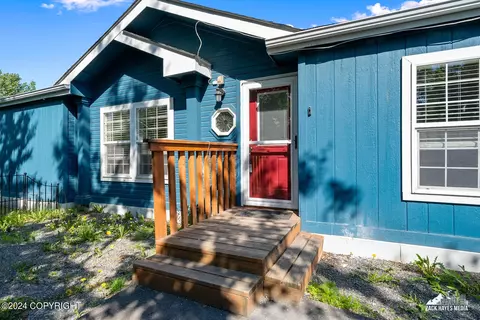 4101 E 65th Ave, Anchorage, AK 99507 photo 2
