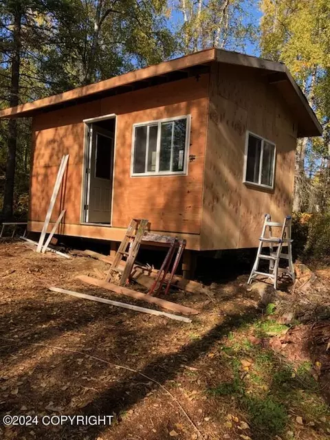 000 Oilwell Rd, Trapper Creek, AK 99683