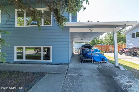 7512 E 20th Ave, Anchorage, AK 99504 photo 3