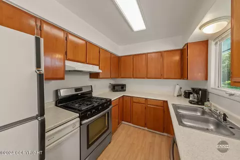 7512 E 20th Ave, Anchorage, AK 99504 photo 17