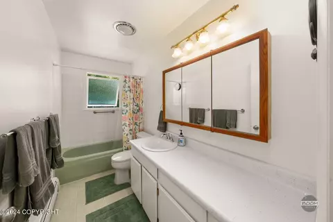 7512 E 20th Ave, Anchorage, AK 99504 photo 22
