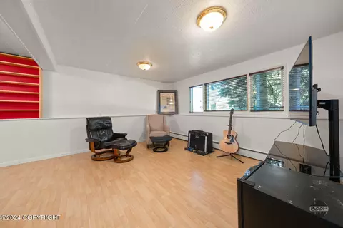 7512 E 20th Ave, Anchorage, AK 99504 photo 25