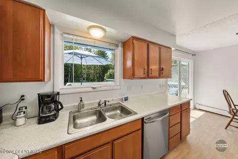 7512 E 20th Ave, Anchorage, AK 99504 photo 11