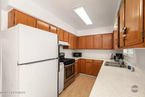 7512 E 20th Ave, Anchorage, AK 99504 photo 15