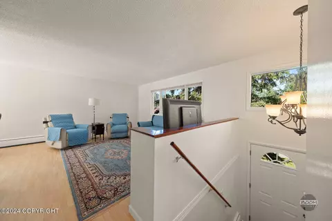 7512 E 20th Ave, Anchorage, AK 99504 photo 9