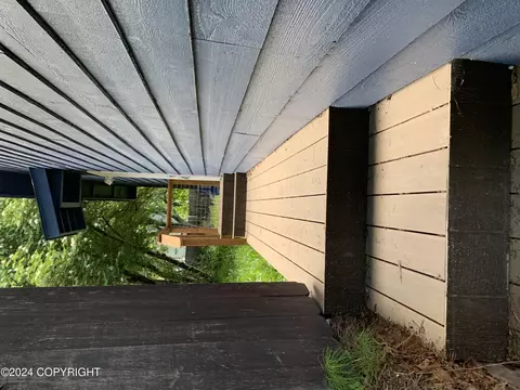 8111 Rovenna St, Anchorage, AK 99518