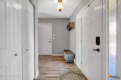 17922 Teklanika Dr, Eagle River, AK 99577 photo 2