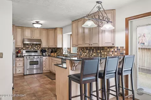 20170 Constitution Dr, Eagle River, AK 99577 photo 10