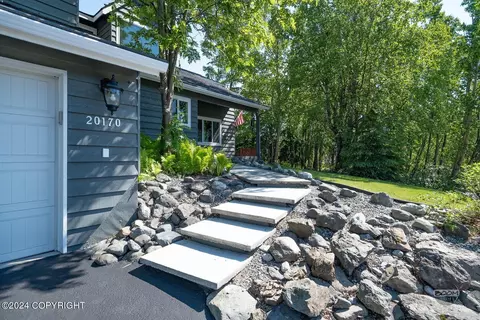 20170 Constitution Dr, Eagle River, AK 99577 photo 2