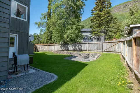 20170 Constitution Dr, Eagle River, AK 99577 photo 5