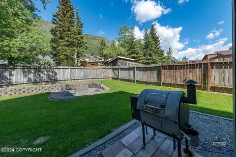 20170 Constitution Dr, Eagle River, AK 99577 photo 4