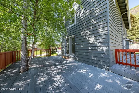 20170 Constitution Dr, Eagle River, AK 99577 photo 7