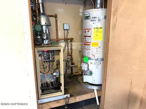 6801 E 11th Ave, Anchorage, AK 99504 photo 32